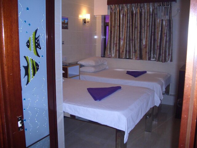 メイプル リーフ ゲスト ハウス