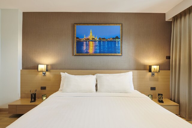 アデルフィパタヤ