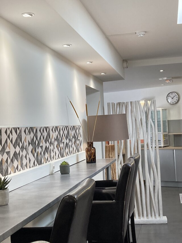 アドニス ホテル ストラスブール