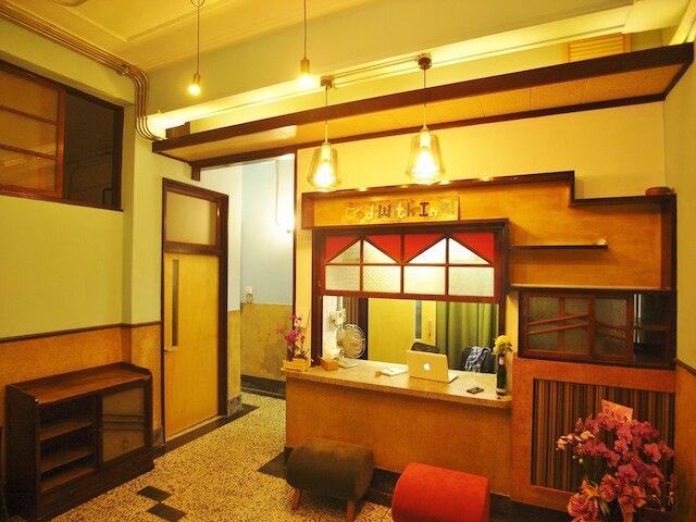 ウィズ イン ホステル