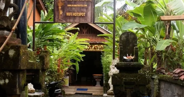 オカワティ ホテル