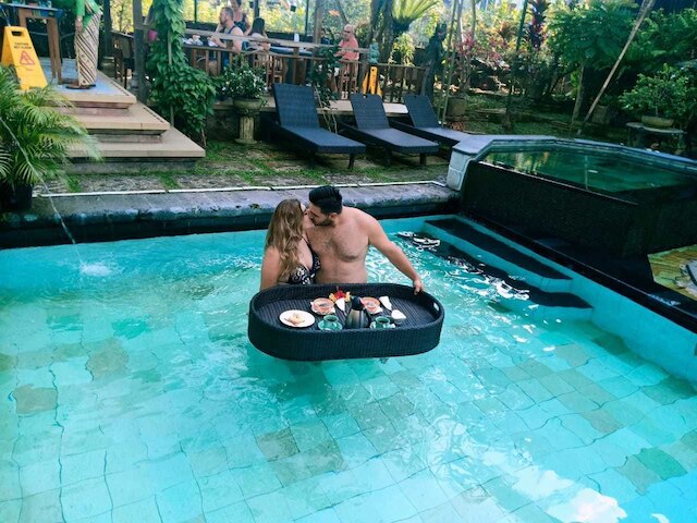 オカワティ ホテル