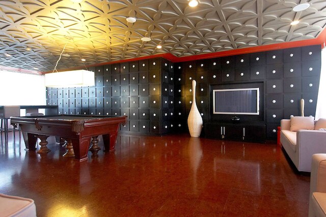 ホワイトホール スイーツ - ヨークビル