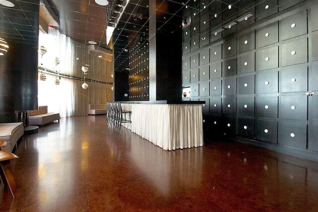 ホワイトホール スイーツ - ヨークビル