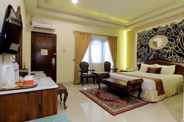 ホテル インダー パレス ジョグジャカルタ