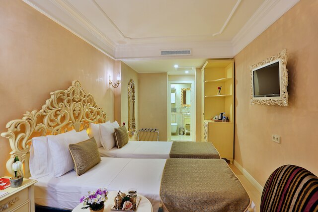 エディブ スルタン ホテル