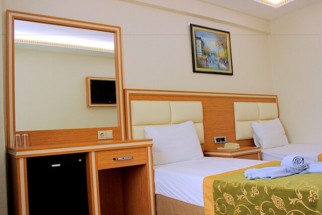 ホテル ブユック パリ