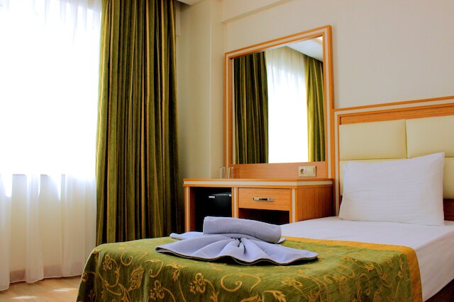 ホテル ブユック パリ