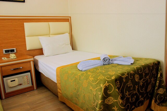 ホテル ブユック パリ