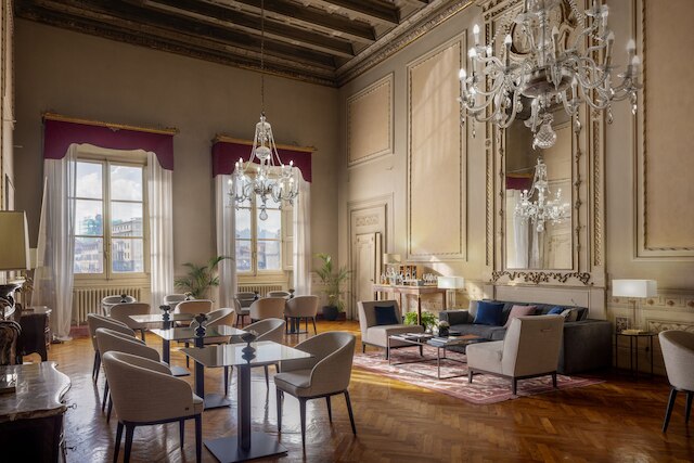 レオーネ ブル スイーツ | ウナ エスペリエンツ