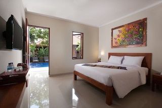 NESA サヌール バリ