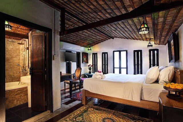 ナイ ブティック ハウス