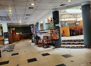 メガ ドゥアール ホテル