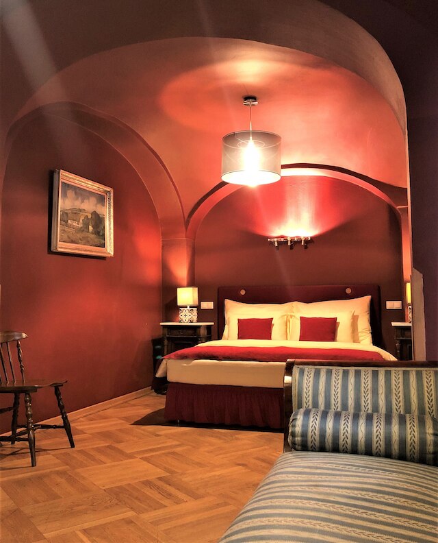 スモール ラグジュアリー パレス レジデンス