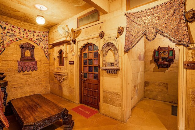 ホテル ガール ジャイサル ハベリ