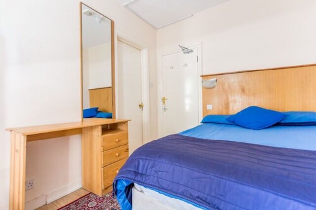 アトラス ホステル