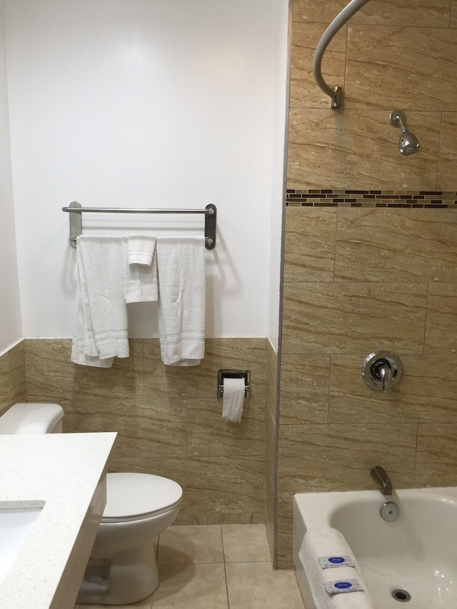 クレンシャー イン モーテル