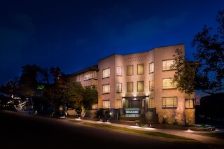 クレスト オン バークリー サービスド アパートメンツ