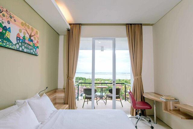 マホガニー ホテル