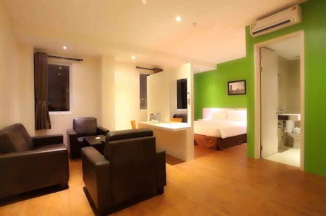 ホテル ドラゴン イン バイ SHM