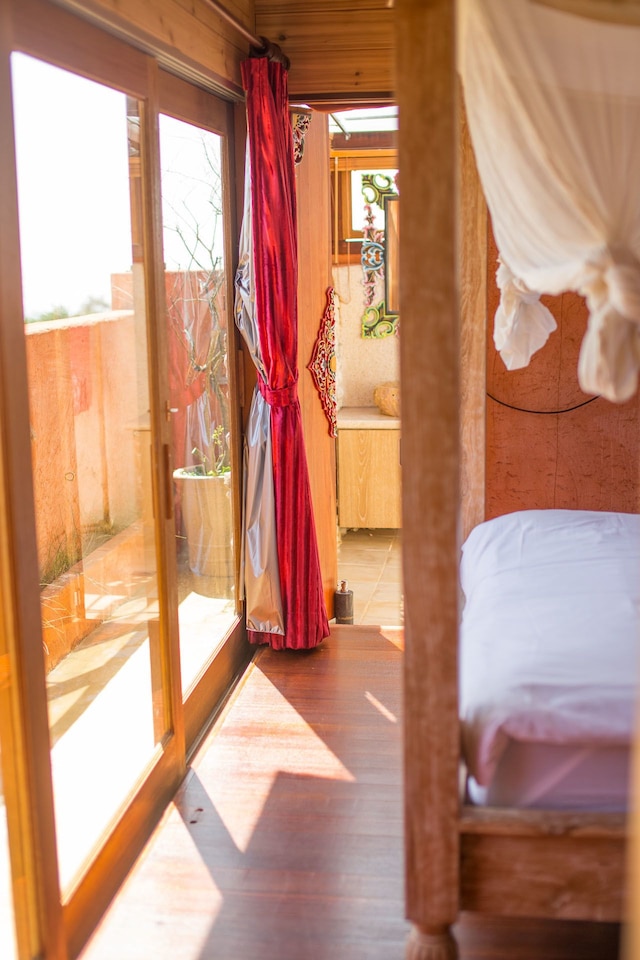 アフェイ サーフ イン - ホール 1