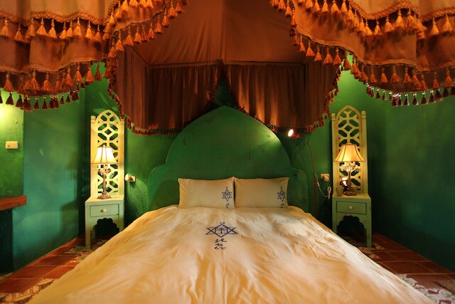 アフェイ サーフ イン - ホール 3