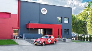 オートモービル ホテル