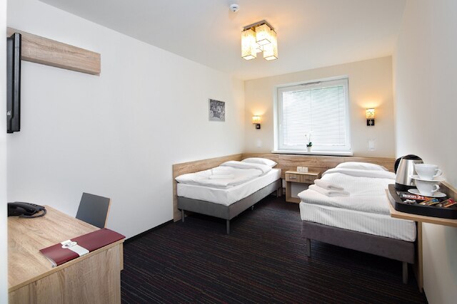 オートモービル ホテル