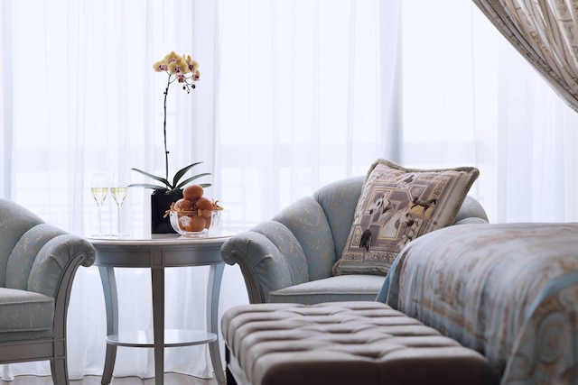 パラッツォ ベルサーチ ドバイ