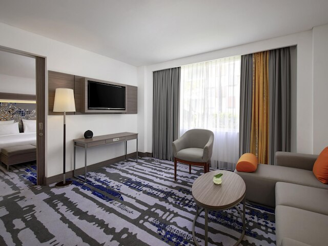 ノボテル バリ ングラ ライ エアポート