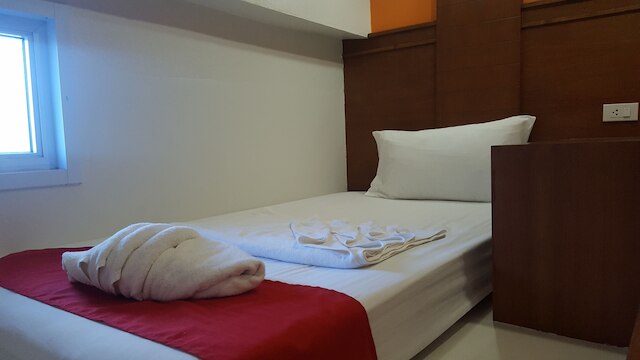 ファースト & フラング ホテル