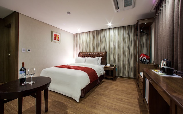 ハーモニー ホテル