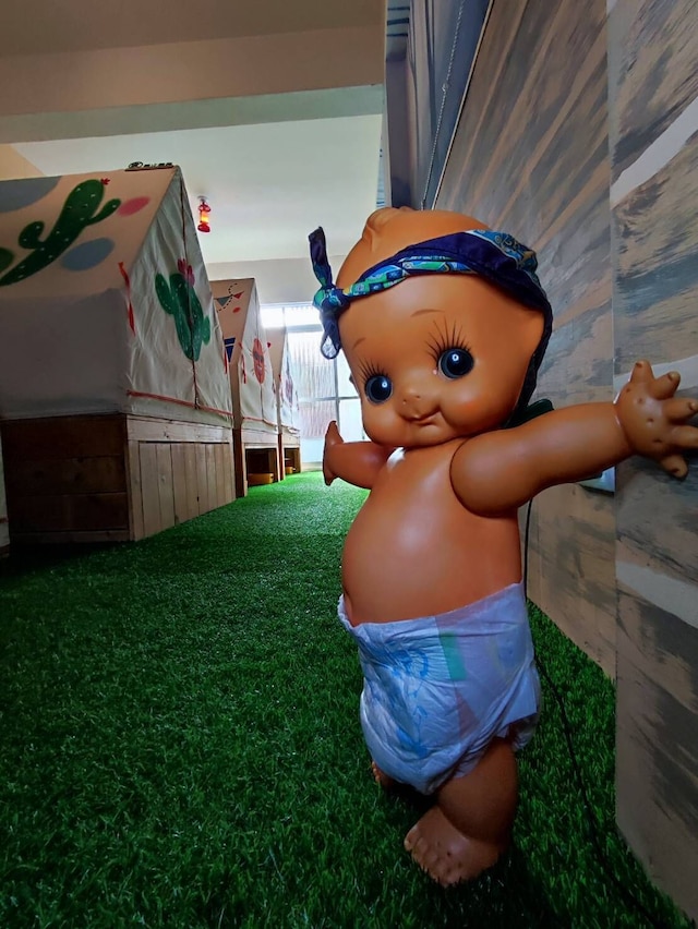 ポン ポン ウー (棚棚屋)