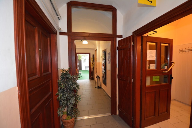 ミラ アパートメンツ