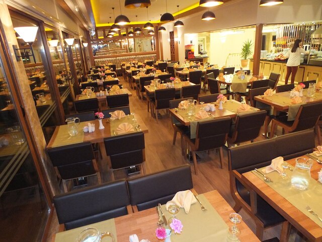 グランド アシヤン ホテル