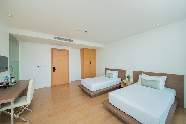 セブン ジア シック ホテル