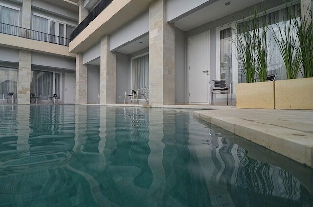 グリヤ サンセット クタ