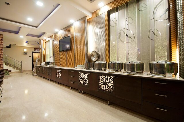 ホテル ル カドル