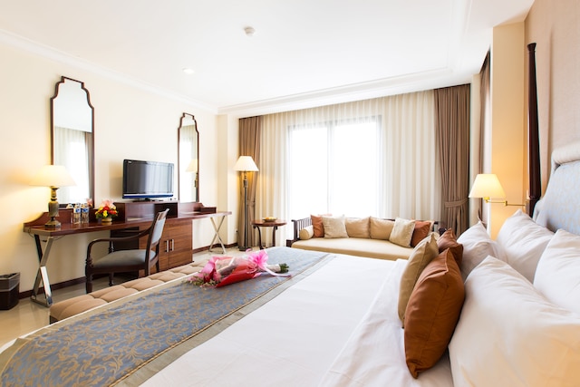 アズミラ ブティック