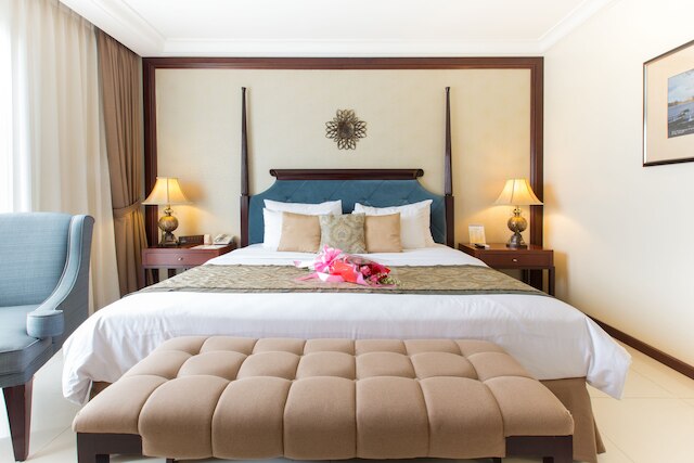 アズミラ ブティック