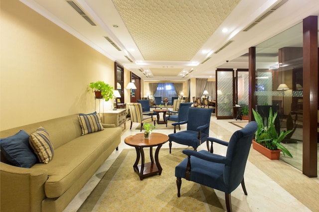 アズミラ ブティック