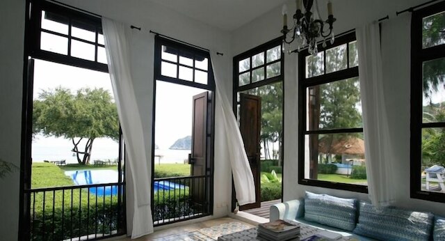 ブラジャー ビーチ リゾート