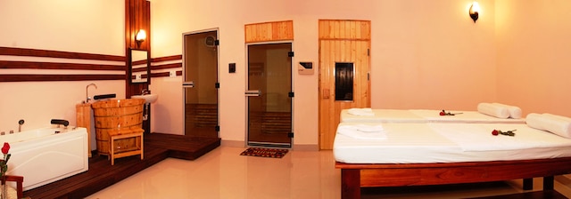 ラグジュアリー ダナン ホテル