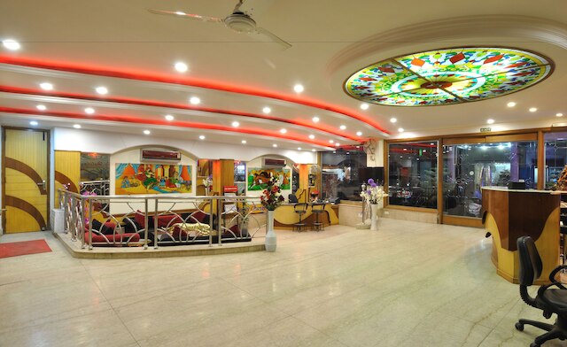 ホテル デ ホリデイ インターナショナル