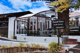 パーネル パインズ