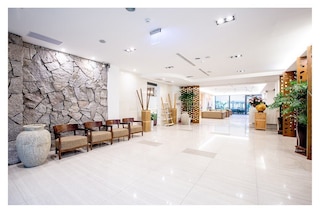 シーズーワン サンセット ビーチ リゾート (西子灣沙灘會館)