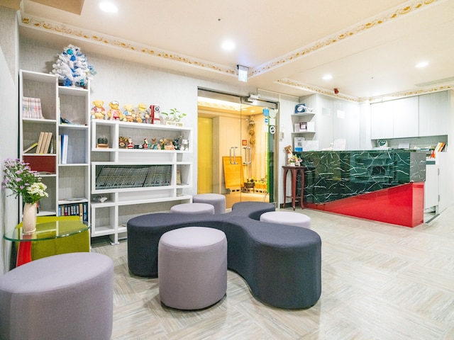 ジーワワ ホテル (吉娃娃商旅)