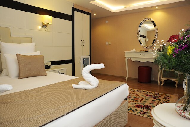 コンフォート エリート ホテルズ オールド シティ