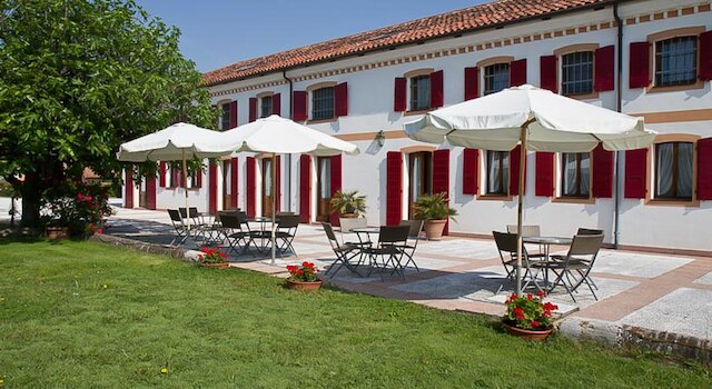 カ テッセラ ベニス エアポート