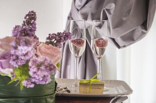 ナヴォーナ エリート